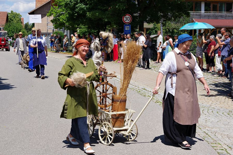 Aktionstag 2001 - Vom Flachs zum Leinen