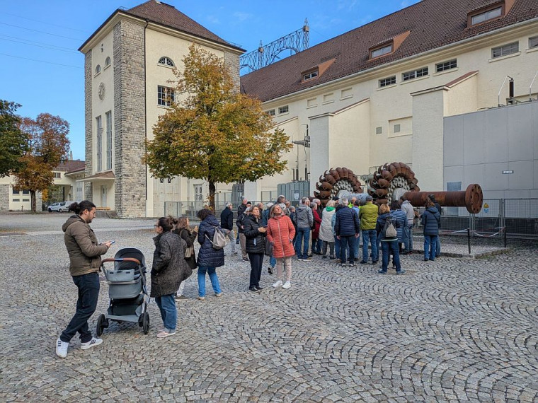 Eingang zur Maschinenhalle
